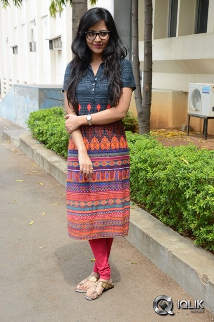 Anasuya-at-Kshanam-Movie-Thanks-Meet